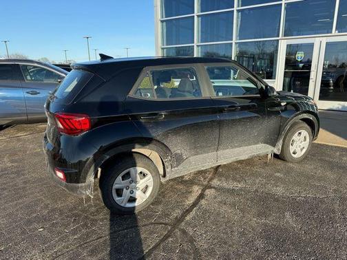 2020 Hyundai VENUE SE