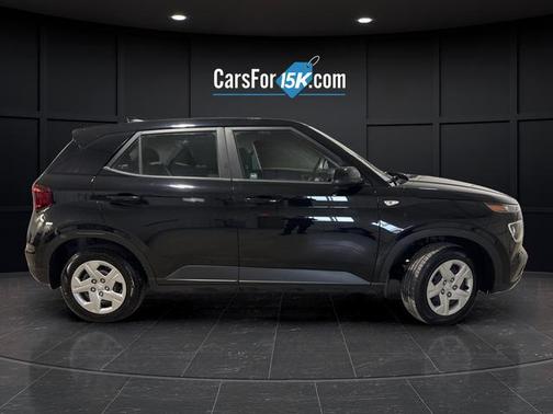 2020 Hyundai VENUE SE