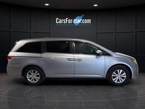 Lunar Silver Metallic 2016 Honda Odyssey SE
