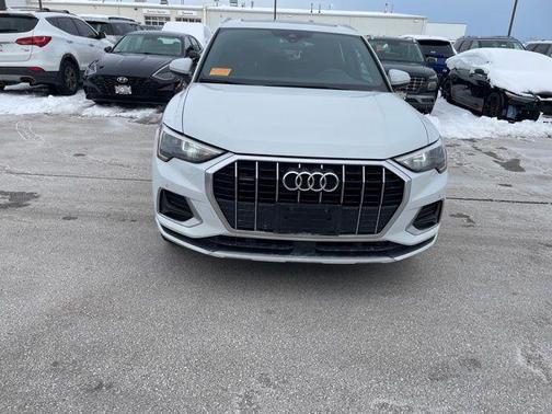2020 Audi Q3 45 Premium