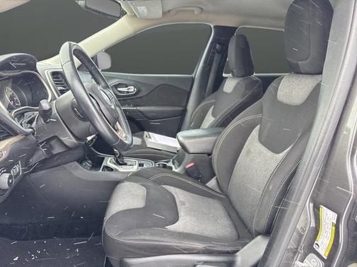 2014 Jeep Cherokee Altitude