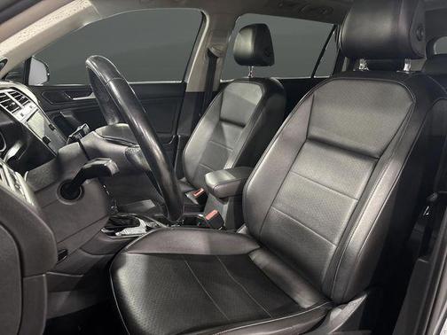 2018 Volkswagen Tiguan 2.0T SEL