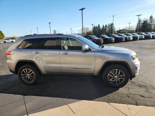 Billet Silver Metallic Clearcoat 2017 Jeep Grand Cherokee Limited