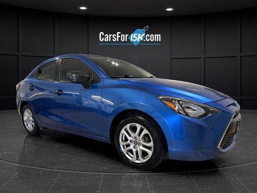 2017 Toyota Yaris iA Base