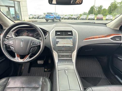 2016 Lincoln MKZ Base
