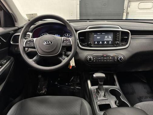 2020 Kia Sorento L