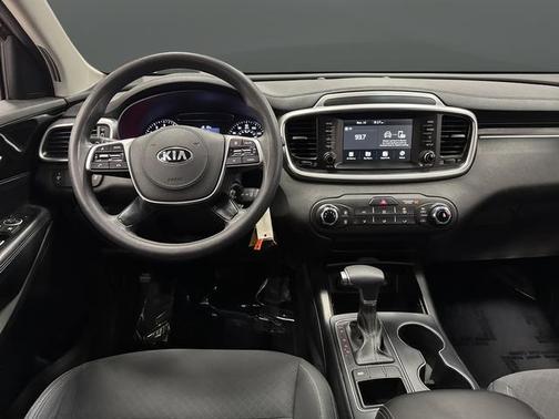 2020 Kia Sorento L