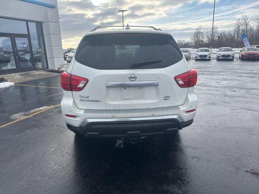 2020 Nissan Pathfinder SV 4WD