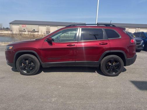 Velvet Red Pearlcoat 2019 Jeep Cherokee Altitude
