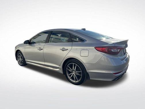 2017 Hyundai SONATA Sport 2.0T
