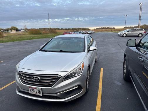 2017 Hyundai SONATA Sport 2.0T