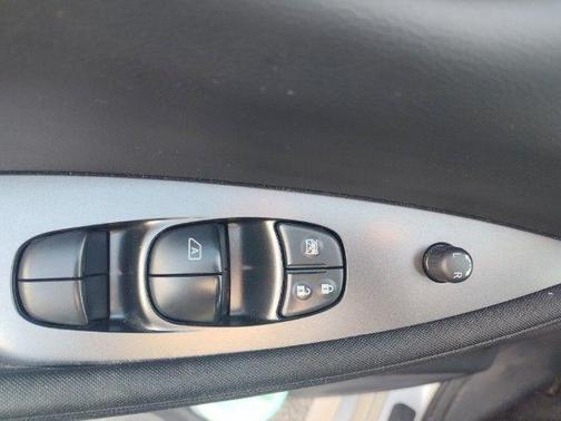 2019 Nissan Leaf S