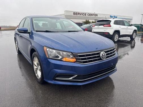 2017 Volkswagen Passat 1.8T S