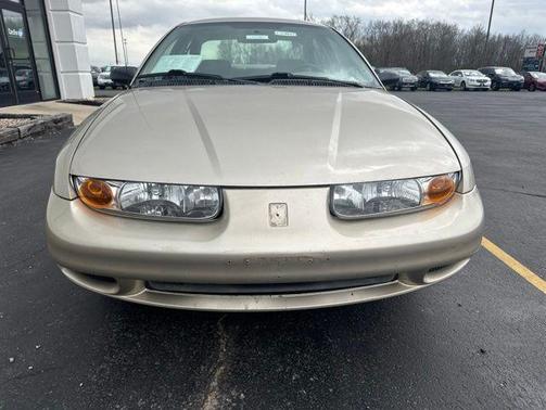 Gold 2000 Saturn SL 2