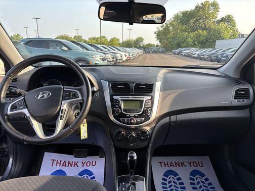 2013 Hyundai Accent SE