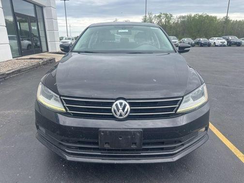 Black 2017 Volkswagen Jetta 1.8T SEL