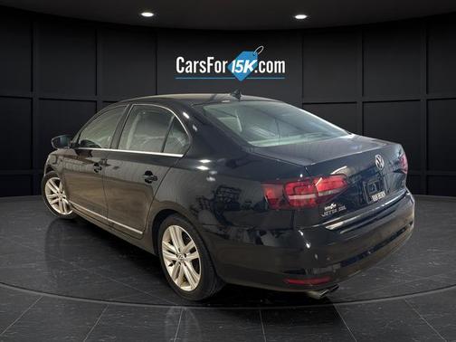 Black 2017 Volkswagen Jetta 1.8T SEL