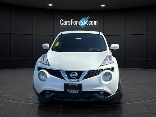 Pearl White 2017 Nissan Juke SL