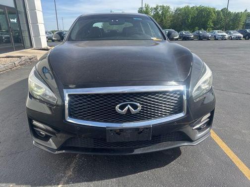 Black Obsidian 2016 INFINITI Q70 3.7X