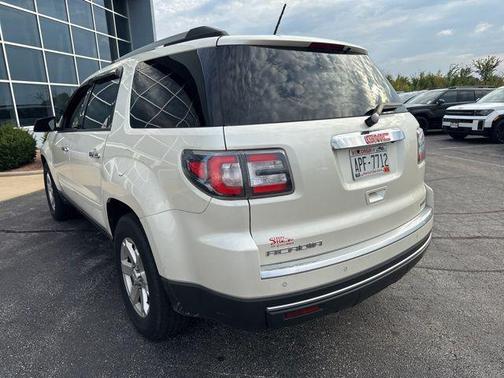 2015 GMC Acadia SLE-2