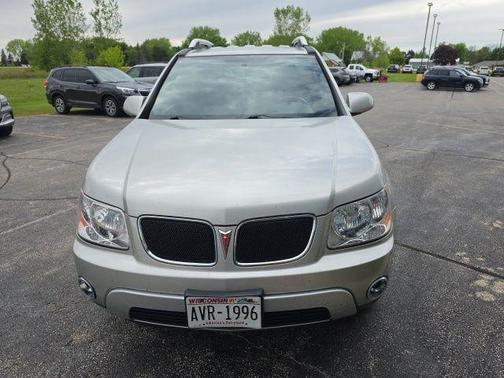 Cool (Liquid Silver Metallic) 2008 Pontiac Torrent Base