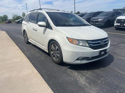 Crystal Black Pearl 2014 Honda Odyssey Touring