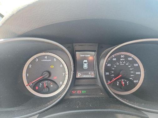 Moonstone Silver 2014 Hyundai Santa Fe Sport 2.4L