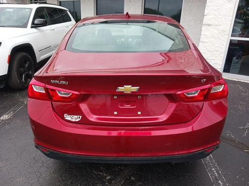 Cajun Red Tintcoat 2018 Chevrolet Malibu LT