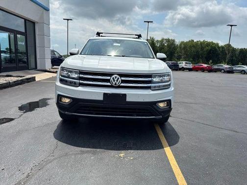 Pure White 2018 Volkswagen Atlas SEL