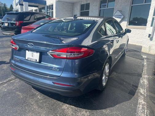 2019 Ford Fusion Hybrid SE