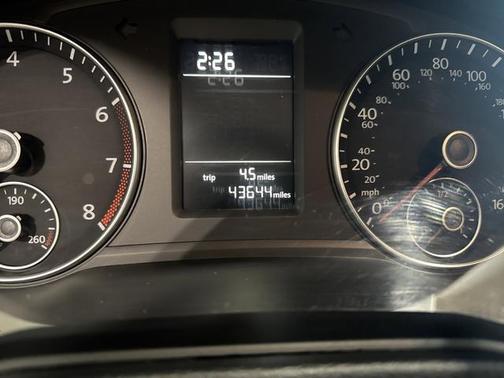 2015 Volkswagen Passat 1.8T Limited Edition