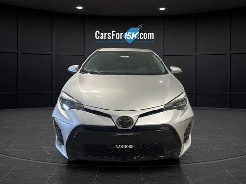 Classic Silver Metallic 2018 Toyota Corolla SE