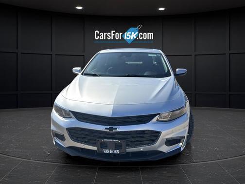 Silver Ice Metallic 2018 Chevrolet Malibu LT