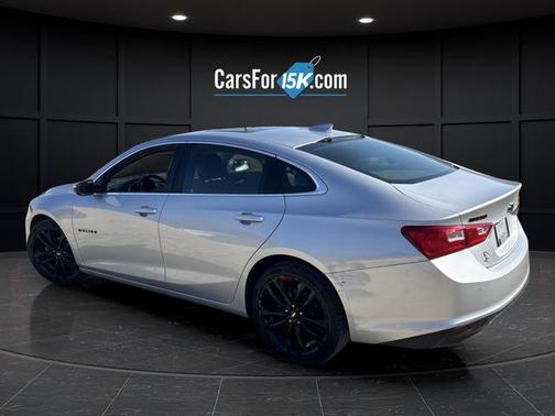 Silver Ice Metallic 2018 Chevrolet Malibu LT