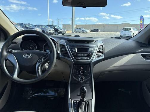 Quartz White Pearl 2015 Hyundai ELANTRA SE