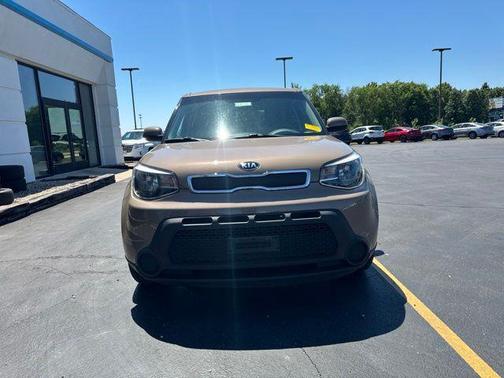 Latte Brown 2016 Kia Soul Base