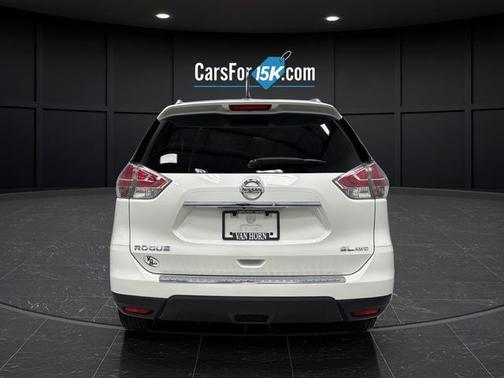 Pearl White 2015 Nissan Rogue SL