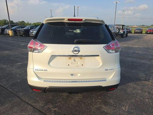 2015 Nissan Rogue SL