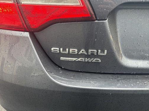 Carbide Gray Metallic 2016 Subaru Legacy Premium