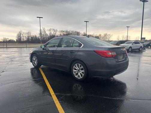 Carbide Gray Metallic 2016 Subaru Legacy Premium