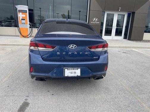 2018 Hyundai SONATA Sport