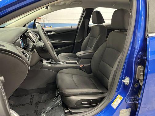 2016 Chevrolet Cruze LT Auto