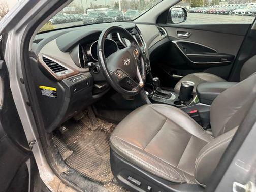 Iron Frost 2017 Hyundai SANTA FE SE