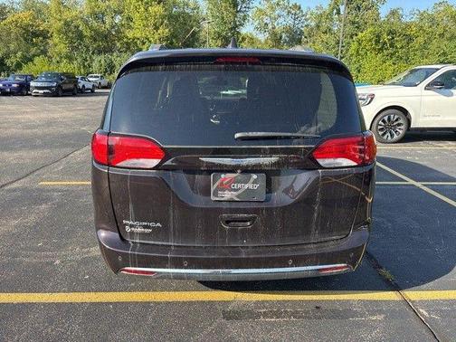 2018 Chrysler Pacifica Touring-L Plus