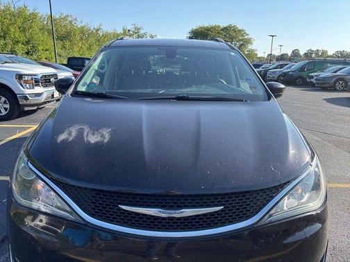 2018 Chrysler Pacifica Touring-L Plus