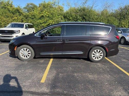 2018 Chrysler Pacifica Touring-L Plus