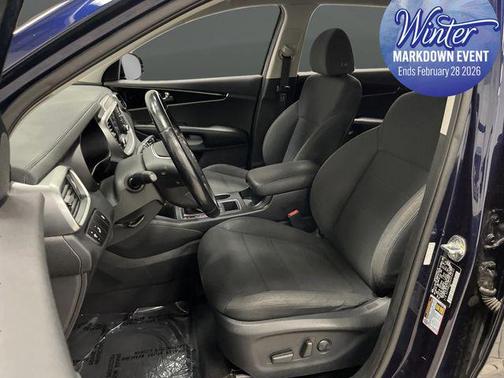 2019 Kia Sorento S