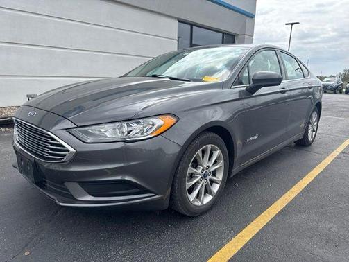Magnetic 2017 Ford Fusion Hybrid SE