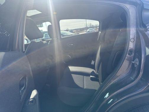 Maroon 2019 Honda HR-V EX