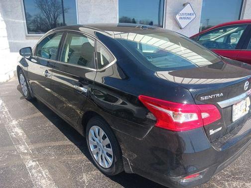 Super Black 2017 Nissan Sentra SV